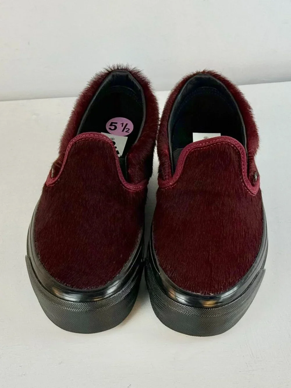 M5.5 W7 - Vans Classic Slip-On 98 LX Pony Hair Burgundy Black